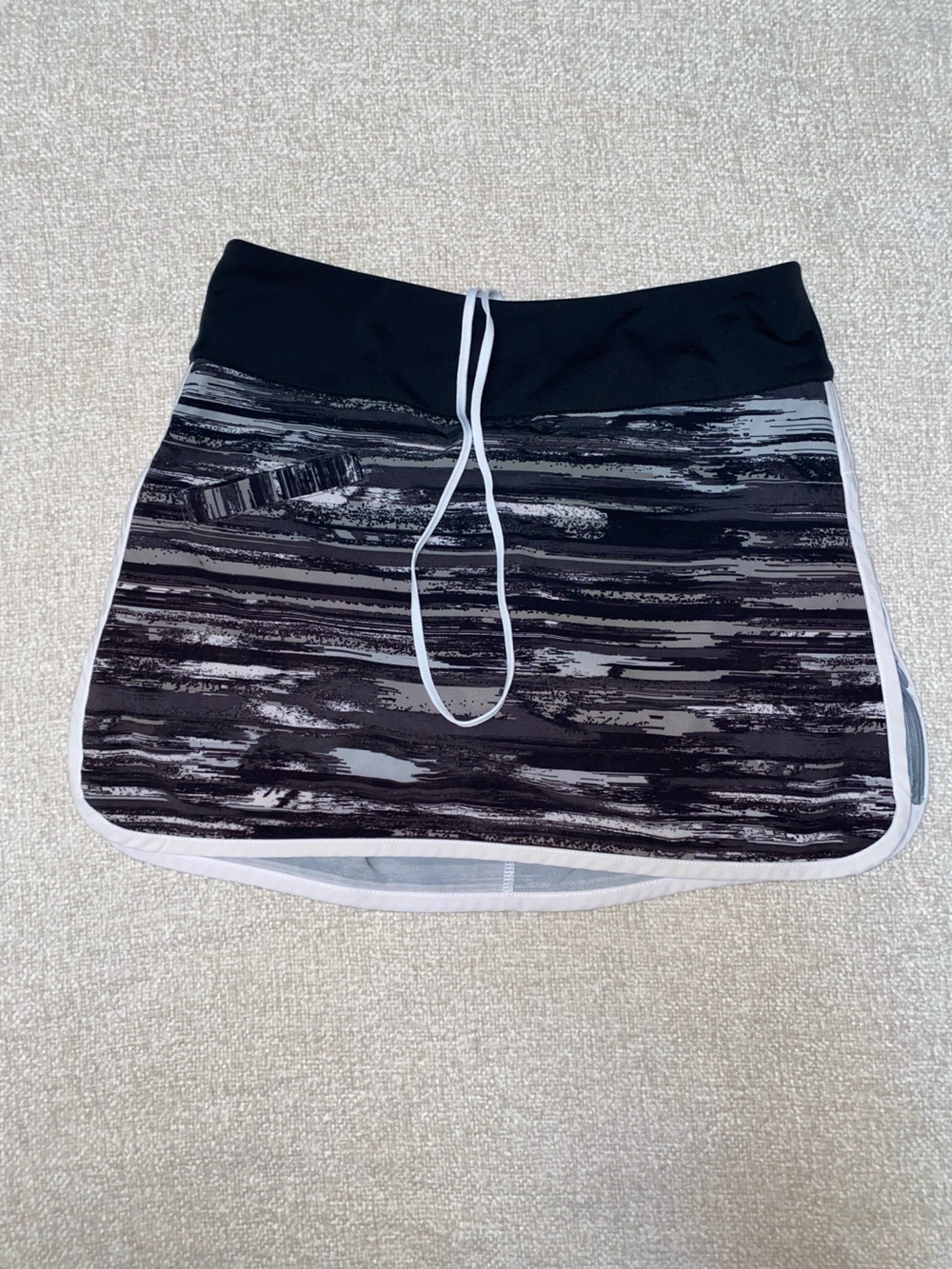 Athleta Whatever Active Skort Black White Abstract Brushstroke Size 0